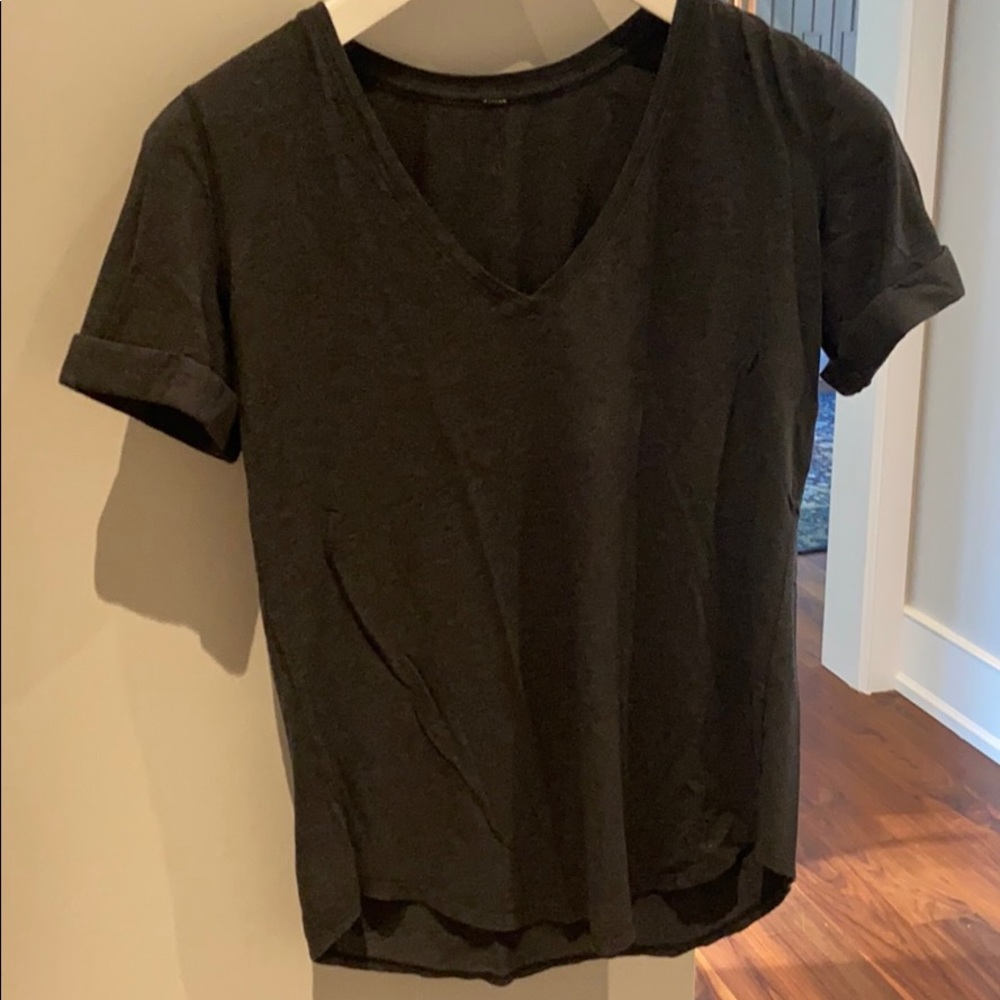 Lululemon love v-neck tshirt